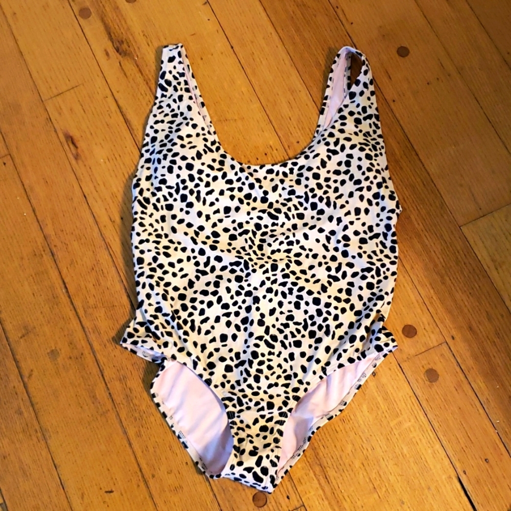 One piece swimsuit